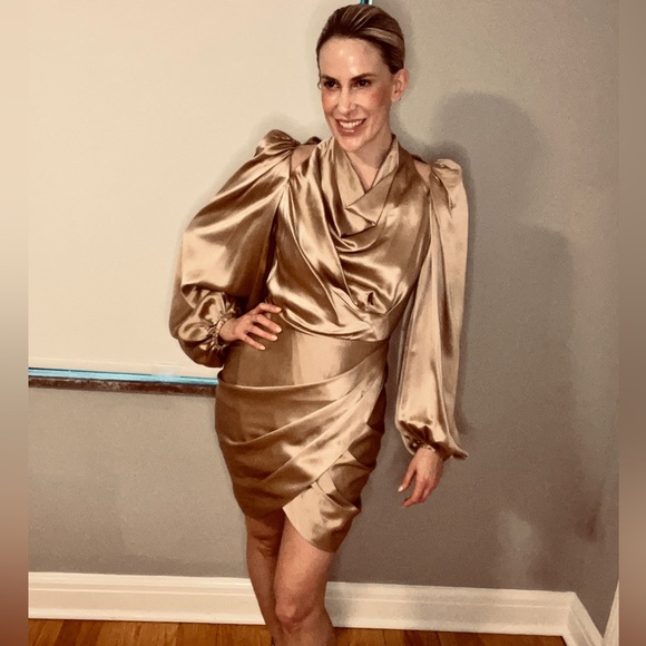 ACLER JEFFERSON dress in stunning gold size 4 - Picture 5 of 5